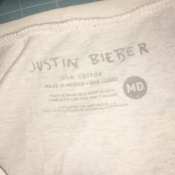 Medium - White - Justin Bieber Tee - worn once - Picture 2 of 2